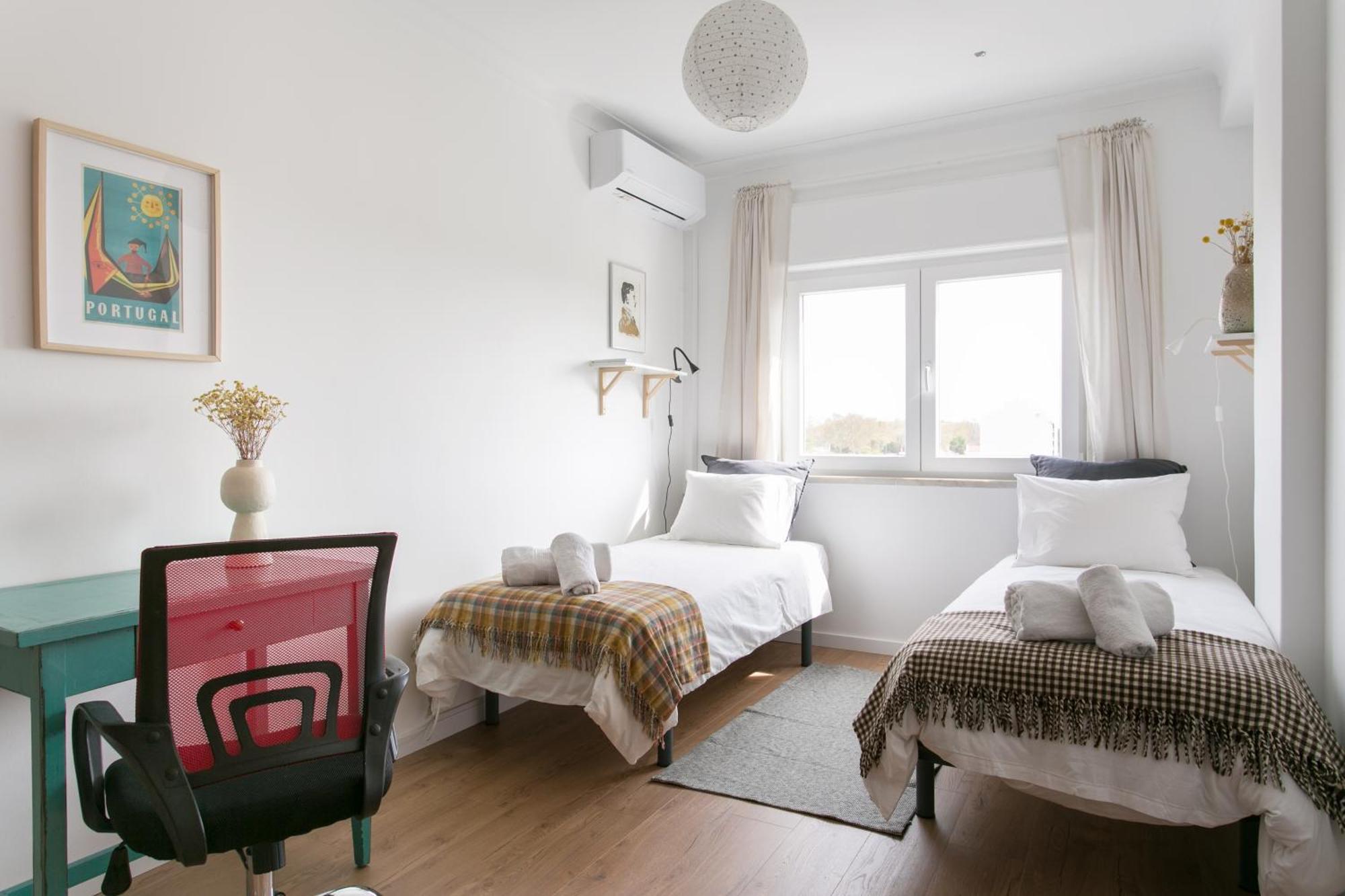 Apartamento Central Setubal Sossegado E Com Luz Exterior foto